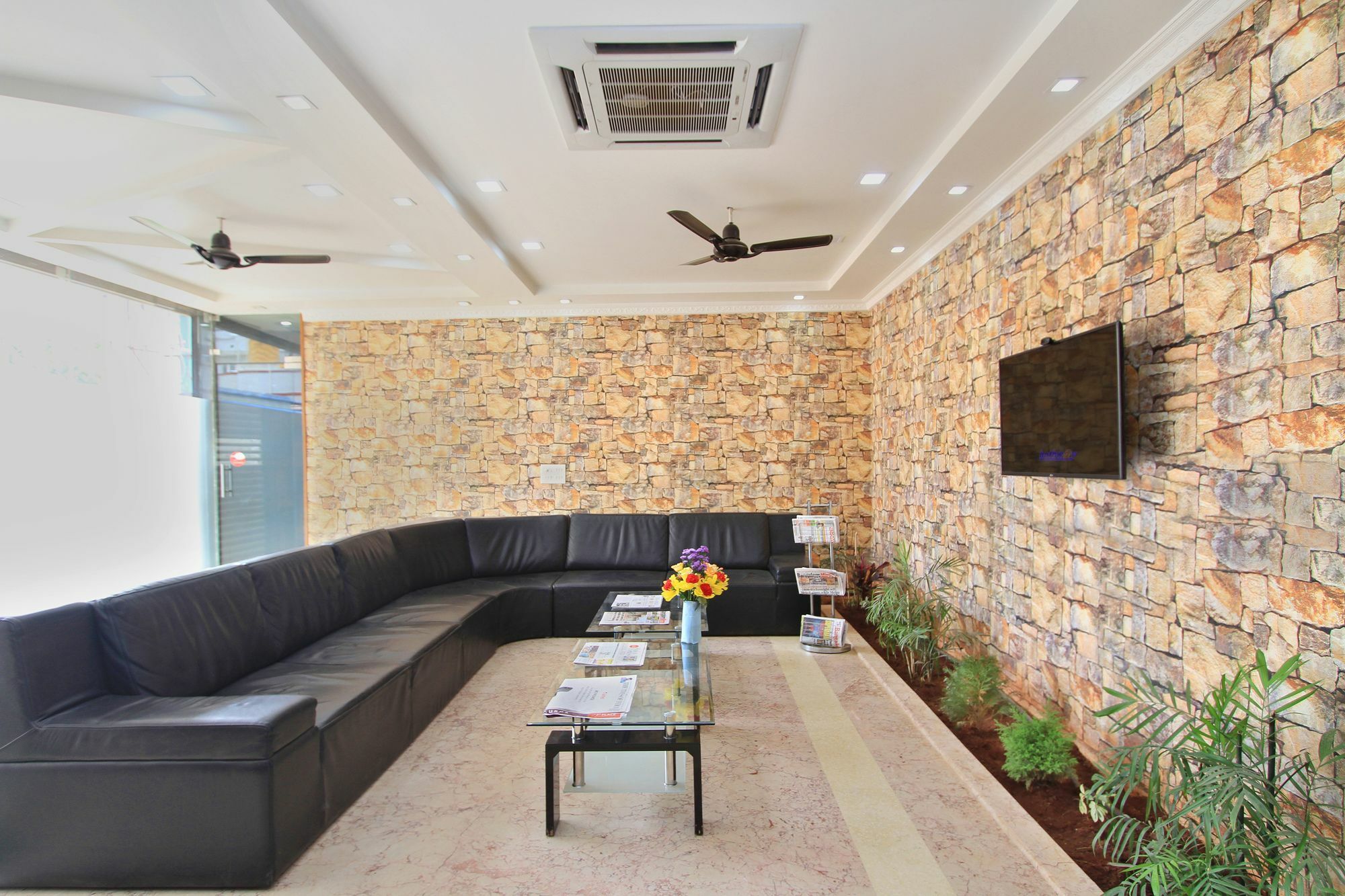 Hotel Telehaus International Bangalore Exterior foto